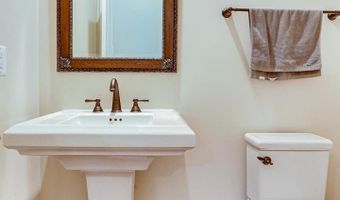 6109 KIRBY Rd, Bethesda, MD 20817