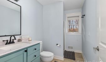 8790 Laurel Ridge Dr SE, Alto, MI 49302