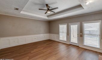 560 Dixton Dr, Brandon, MS 39047