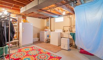 119 Clinton Ave, Akron, OH 44301