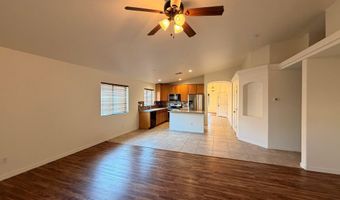 516 E Wolf Hollow Dr, Casa Grande, AZ 85122