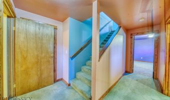 8799 Huffman Ln, Bozeman, MT 59715