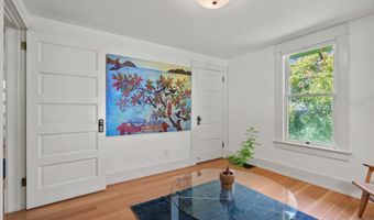 827 NW Delaware Ave, Bend, OR 97703