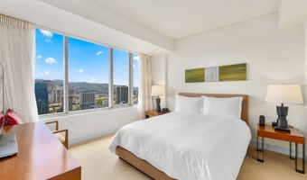 223 Saratoga Rd 3501, Honolulu, HI 96815