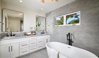 3855 Woodvale Dr, Carlsbad, CA 92008
