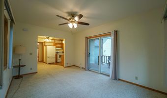 606 4Th Ave, Ackley, IA 50601