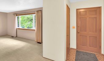 4948 SE HARVEY St, Milwaukie, OR 97222