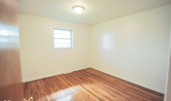 8325 Lake Rd, Indianapolis, IN 46217