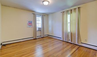 11 Golden Blvd, North Smithfield, RI 02896