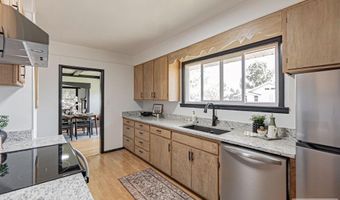 308 S Stout Ave, Blackfoot, ID 83221