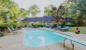 100 Redwood Dr, Bainbridge, GA 39819