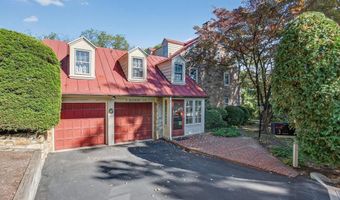 3 HIDDEN Ln, Abington, PA 19001