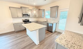 1677 Reservation Rd, Aberdeen, NC 28315