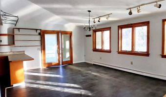852 Pollander Rd, Cambridge, VT 05464