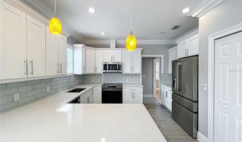 731 GUERNSEY St, Orlando, FL 32804