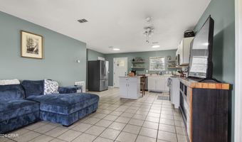 5604 Hale Cir, Bascom, FL 32423