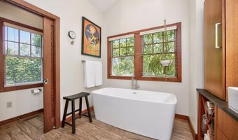 33943 Mill Creek Dr, Adel, IA 50003
