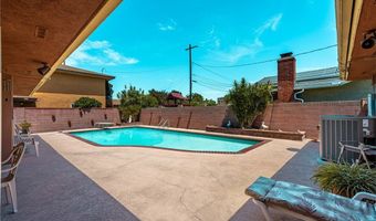 500 N Meadowbrook Pl, Anaheim, CA 92801