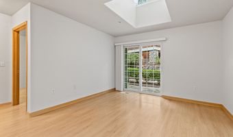 923 Mountain Meadows Cir, Ashland, OR 97520