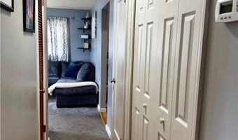 427 Van Roen Rd, Utica, NY 13502