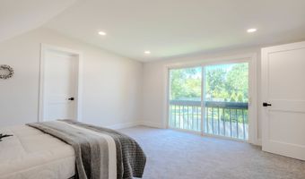 1823 E Park Pl, Arlington Heights, IL 60004