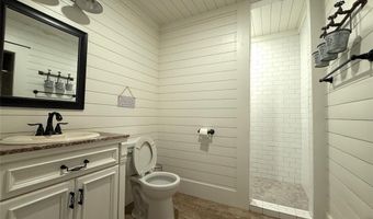 279 HIGHWAY 805, Athens, LA 71003