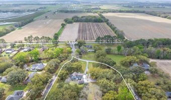 8916 Eastwood Dr, Abbeville, LA 70510