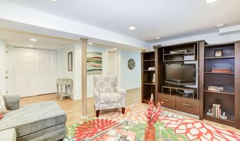209 WINCHESTER BEACH Dr, Annapolis, MD 21409