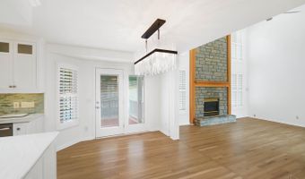 2558 Apple Ridge Ln, Amberley, OH 45236