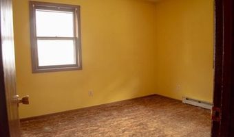11 Melissa Ct, Albany, NY 12205