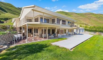 11056 Snake River Rd, Asotin, WA 99402