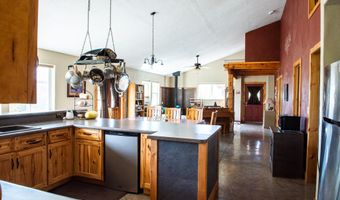 893 W FOOTHILL Dr, Apple Valley, UT 84737