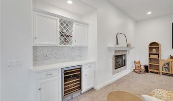 20267 Fuji Ct, Apple Valley, CA 92308