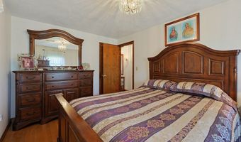 22 Fisher St, Attleboro, MA 02703