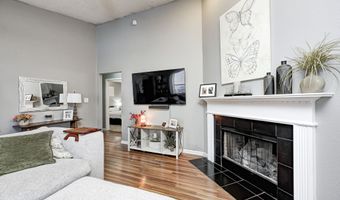 1362 Bluff View Ct, Indianapolis, IN 46217