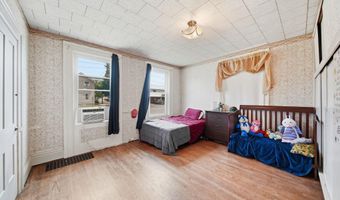 414 Division St, Adrian, MI 49221