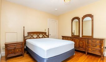 8-10 Kenrick St, Boston, MA 02135