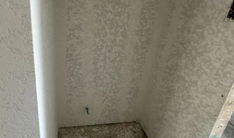 107 Peeps Ct, Adkins, TX 78101