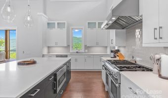 34 Grovepoint Way, Asheville, NC 28804