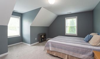 33 Hobart Hill Rd, Brookline, NH 03033