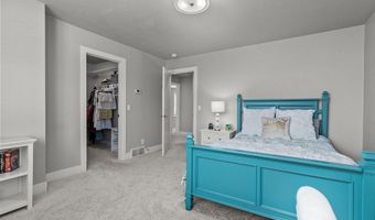 W5757 JOCHMANN Drive, Appleton, WI 54915
