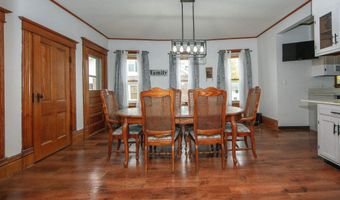 918 1st Ave, Ackley, IA 50601