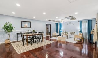 4005 WOODHAVEN Ln, Bowie, MD 20715