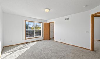 6406 157th St W, Apple Valley, MN 55124