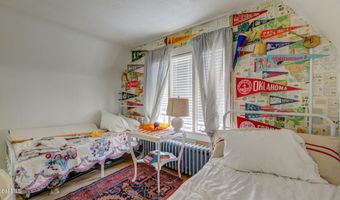 375 W Main St, Amsterdam, NY 12010