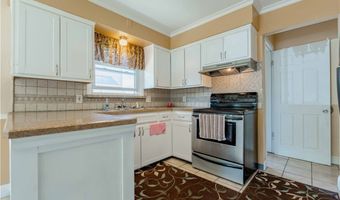 437 Palmetto Ave, Akron, OH 44301