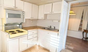 2930 Point East Dr E601, Aventura, FL 33160