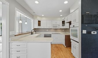 1519 Greene St, Adel, IA 50003