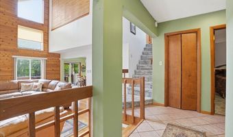 242 Colonial Ter, Albrightsville, PA 18210