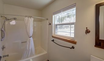 33 Upper Red River Valley Rd, Red River, NM 87558